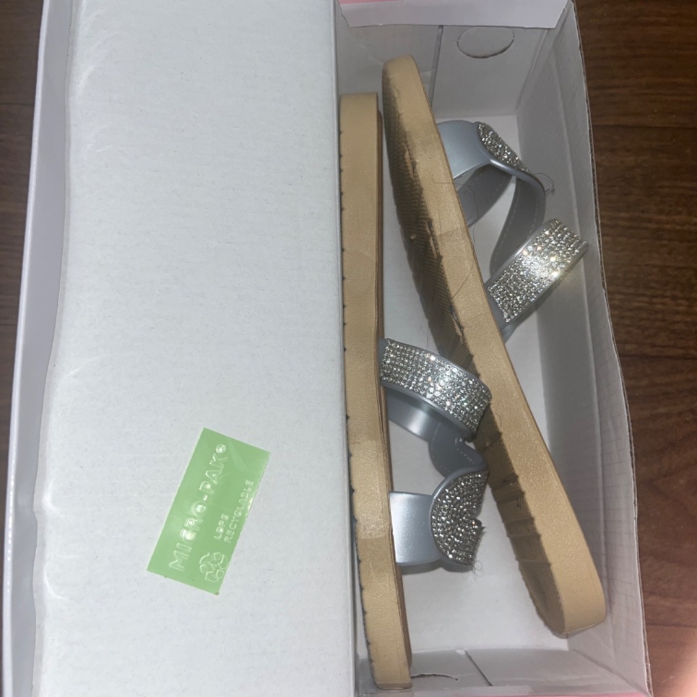 Silver Sparkling Slides - Picture 3 of 3